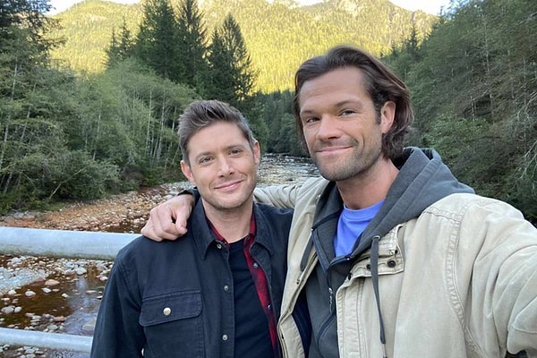 Hawaii’deki 2023 Creation Honolulu etkinliğine konuk olan Jared Padalecki ve Jensen Ackles, 'Supernatural' dizisinin 16. sezonuyla ilgili konuştu.