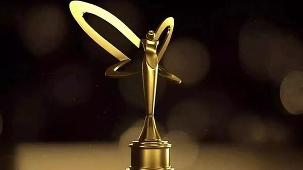 49. Pantene Altın Kelebek Ödülleri heyecan dorukta takip edildi. Geceye damgasını vuranlardan biri de Salih Bademci oldu.