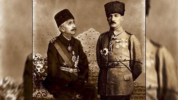 Veliaht Padişah Vahdettin ve Ordu Temsilcisi Mustafa Kemal Paşa, birlikte Almanya yolculuğuna çıktılar. Mustafa Kemal Paşa'ya veliaht padişaha eşlik etme teklifini bizzat Enver Paşa yaptı.