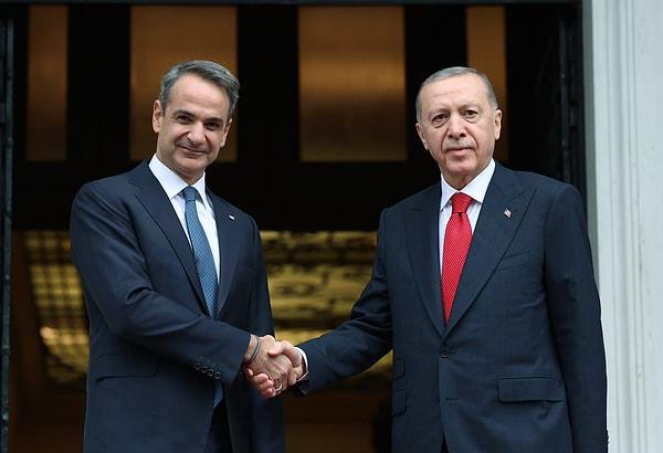 Cumhurbaşkanı Erdoğan, Yunanistan ile ikili ilişkilerin her anlamda güçlenmesi amacıyla bugün Yunanistan Başbakanı Kiryakos Miçotakis'in misafiriydi.