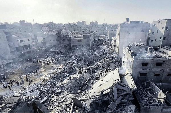 İsrail'in Gazze ablukası devam ediyor. Gazze'ye 7 Ekim'den bugüne hava saldırıları düzenleyen İsrail, saldırıların dozunu günden güne artırıyor.