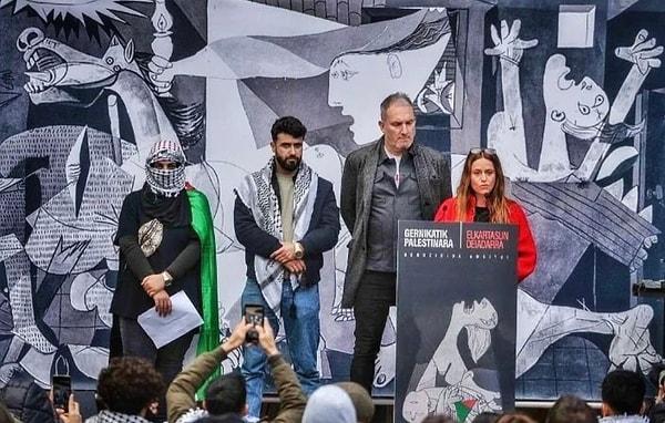 Bu gösteriye katılan Itziar Ituño, İsrail'in suçlarını ve dünyanın sessizliğini 'Soykırıma hayır' diyerek kınadı.