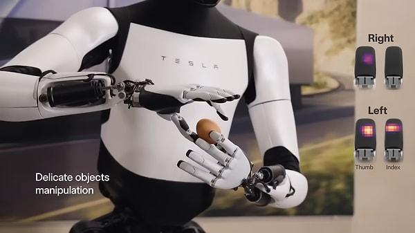 Musk'ın yeni robot modeli ayrıca, el parmaklarının her birinde yer alan dokunma sensörleri ile beraber nesnelerin zayıf ve dayanıklı noktalarını net bir şekilde ayırt edebiliyor.