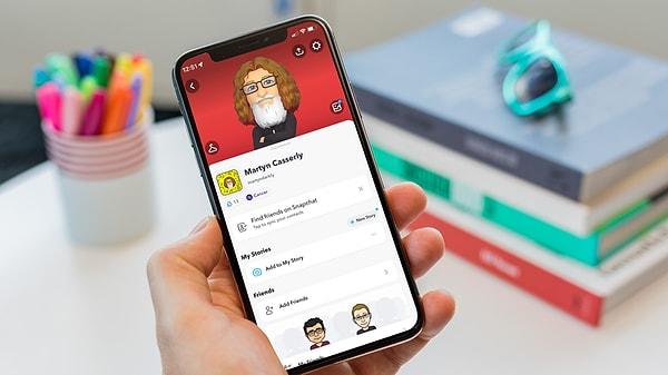 Snapchat, kullanıcı deneyimini geliştirmek için yeni yapay zeka özelliklerini tanıttı.