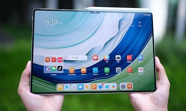Etkinlik açılışını uzun bir süredir beklenen Huawei MatePad Pro ile yapan şirket, yeni tabletinin resmi olarak satışa sunulduğunu duyurdu.