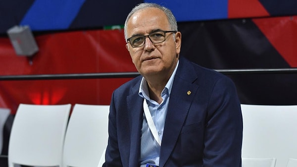 En İyi Spor Yöneticisi: Mehmet Akif Üstündağ