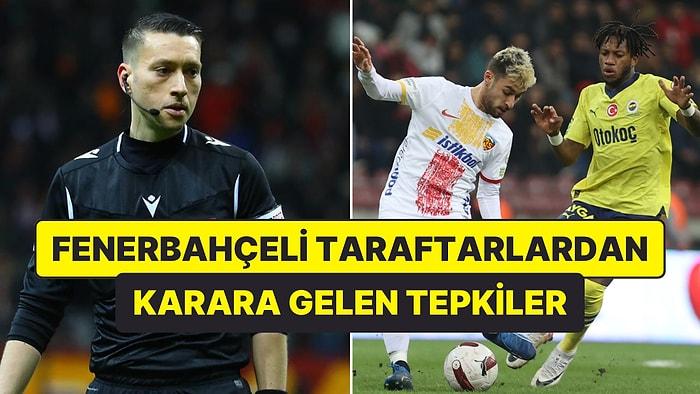 Fenerbahçe'de Kırmızı Kart Gören İki Futbolcu Galatasaray Derbisinde Forma Giyemeyecek