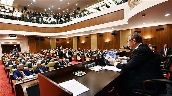 Daha önce AK Parti'nin Ankara için eski bir bakanı aday göstereceği kulislere yansırken o ismin kim olduğu da ortaya çıktı.