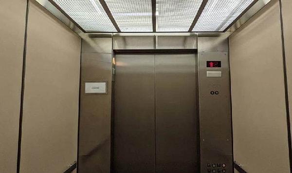 Barınamıyoruz Hareketi, İstanbul'da bulunan Cevizlibağ Atatürk KYK Kız Öğrenci Yurdu'ndaki asansörün iki defa düştüğünü ve asansördeki öğrencilerin fenalaştığını aktardı.