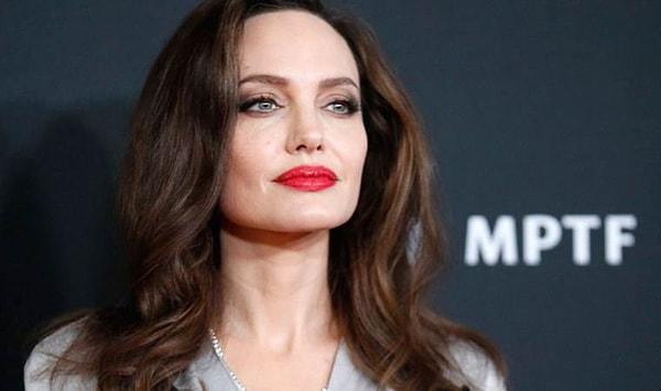 Jolie, adalet ve insan haklarının herkes için eşit olmadığını, bazı kişilerin suçlarından dolayı hesap vermediğini belirtti ve bu durumun dünyanın çirkin yüzü olduğunu ifade etti.