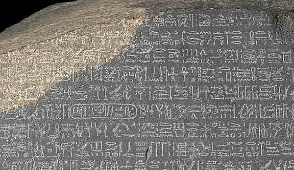 2. Rosetta Taşı, hangi antik uygarlığa aittir?