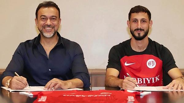 28 yaşındaki hücum oyuncusu Antalyaspor’a sezon başında İsrail’in Hapoel Beer Sheva takımından transfer edildi. Transfermarkt'te yer alan bilgilere göre, Jehezkel’in Antalyaspor ile Haziran 2026’ya kadar sözleşmesi bulunuyor.