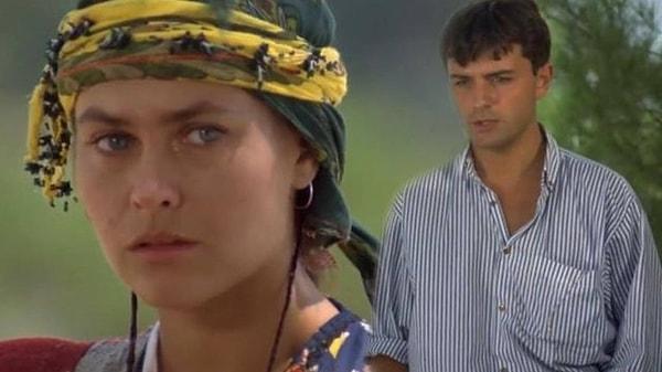 34 yıl önce beyazperdede izleyici ile buluşan filmde başrolü paylaştığı eski rol arkadaşının bu açıklamasına Avşar, hiç şaşırmadı.