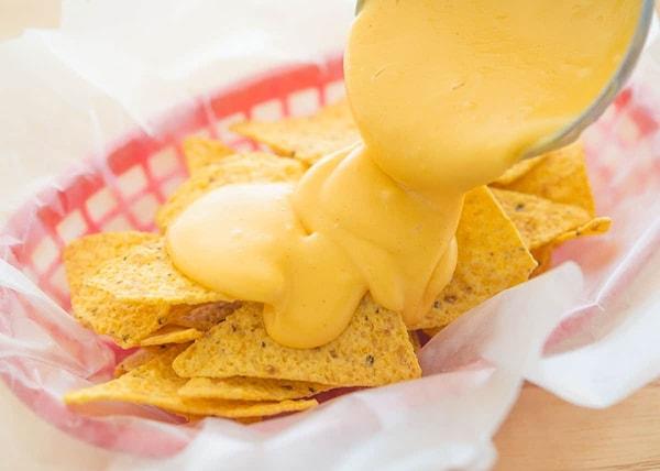 6. Meksika restoranlarının ülkemizde popüler hale gelmesiyle senkronize bir şekilde, sosyal medyada büyük nacho masaları da son zamanlarda viral videolar haline geldi.