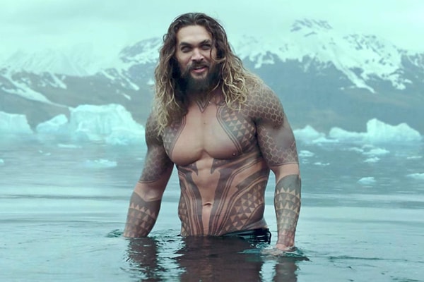 2018 ve 2023 yıllarında Aquaman karakterini canlandıran Momoa, bu filmlerin ardından karakterine veda ederken DC evreninden yeni bir karakteri canlandırmak için kolları sıvadı.