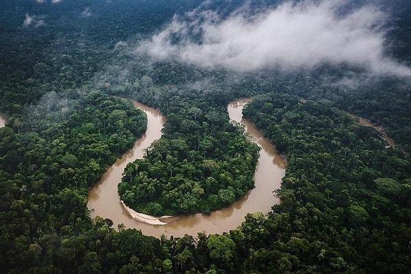 4. From which continent does the Amazon River originate?