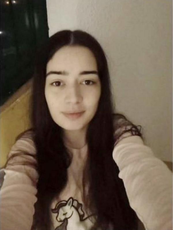 İstanbul'da yaşayan Osman Elmas, AÜ Gastronomi Bölümü 1'inci sınıf öğrencisi kızı Merve Şevval Elmas'a 4 Ocak'tan beri ulaşamayınca kayıp başvurusunda bulundu.