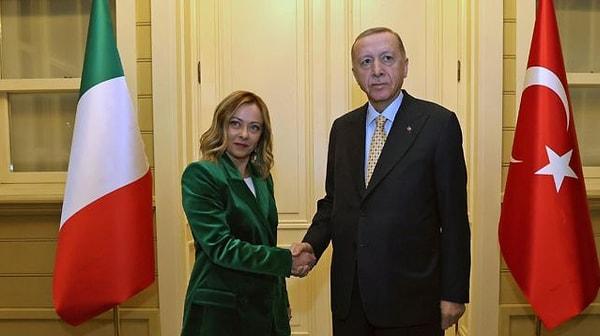 Meloni ile Erdoğan görüşmesi için ortaya atılan iddialardan bir diğeri ise, İtalya, Libya üzerinden gelen göçmenlerin durdurulması için Türkiye’den destek istediği yönündeydi.