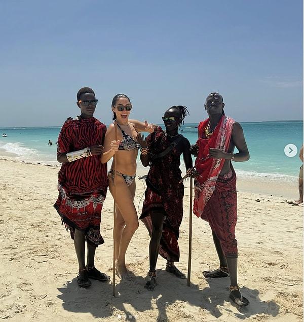 Eşi ve kızı Lina ile birlikte rotasını Zanzibar Adası'na çeviren Zuhal Topal, tatilden karelerini sosyal medya hesabından paylaşmayı ihmal etmedi.