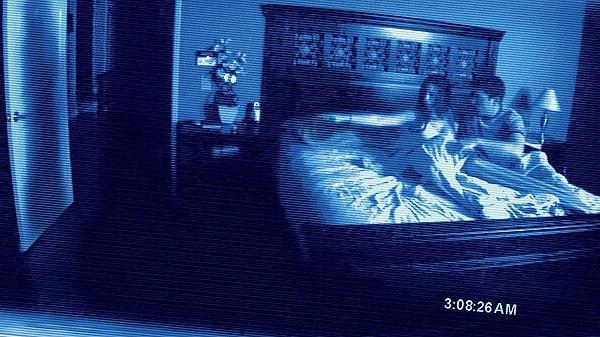 22. "Paranormal Activity": Hepimizin en az bir kez karşılaştığı o özgün korku serisi.
