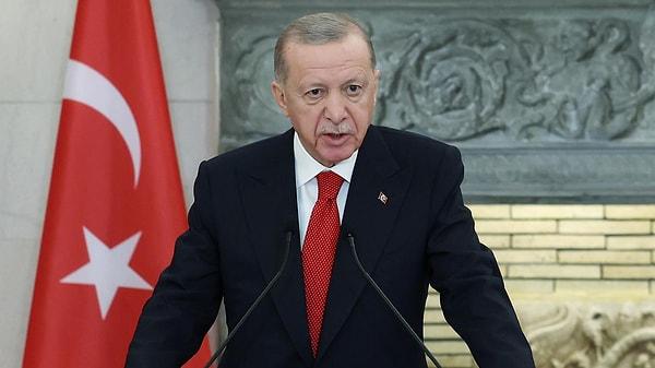 Cumhurbaşkanı Recep Tayyip Erdoğan, emekliye seyyanen zam taleplerine bütçeyi işaret ederek, kaynak ayrılamayacağını savunmuştu.