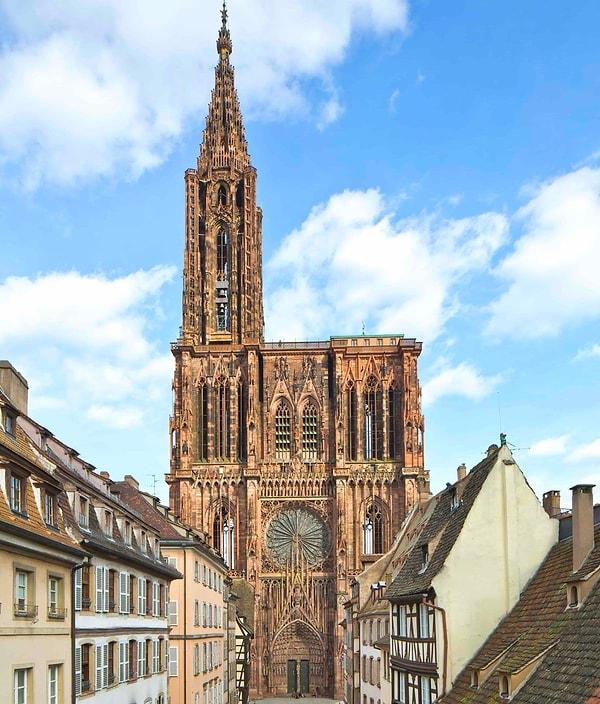 11. Strazburg Notre Dame Katedrali - Fransa,Strazburg. 142,03 metre (1647-1874)