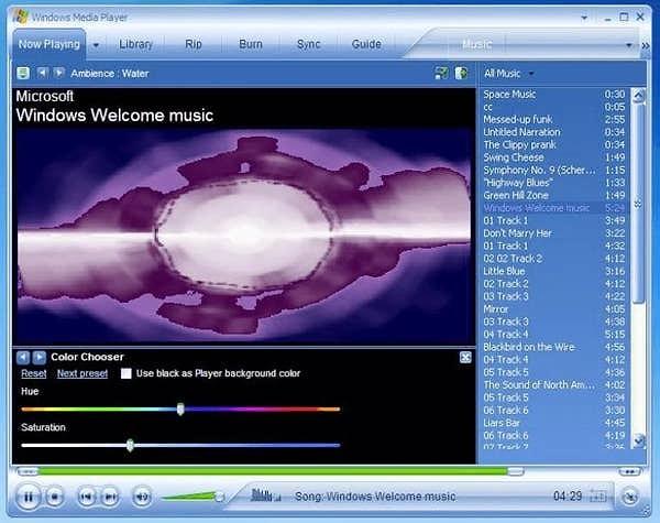 8. ''Windows Media Player'da şarkı dinlerken değişen ilginç görsellere bakıp tüm dertlerden uzaklaşmak.''