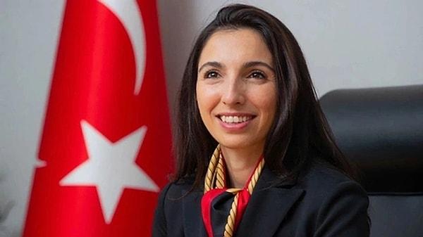 Türkiye Cumhuriyet Merkez Bankası (TCMB) Başkanı Hafize Gaye Erkan, sosyal medya hesabından yaptığı paylaşımda istifa etmişti. Erkan'ın yerine Fatih Karahan getirildi.