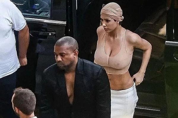2. Kanye West ve Bianca Censori, dün akşam saatlerinde Los Angeles'ta stüdyoya giderken görüntülendi. Bianca Censori, şeffaf pançonun altına hiçbir şey giymeyince, görenlere "Bu işin tadı kaçtı, Muhsin!" dedirtti.