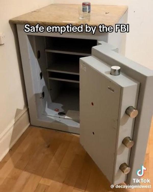 İşin en gergin kısmı, bulunan eşyaların içinde FBI'ın boşalttığı bir kasa olması.