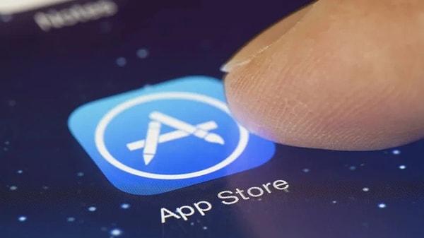 ABD merkezli teknoloji devi, Avrupa Birliği'ne bağlı ülkelerdeki geliştirici ve kullanıcıların iOS 17.4 ile birlikte App Store yerine alternatif uygulama mağazalarını da kullanabileceklerini açıkladı.