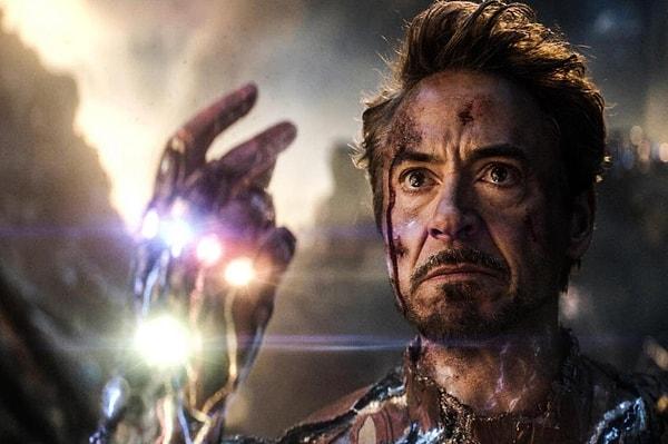 Nolan geçtiğimiz ay "The Late Show"da Downey'in "Iron Man"i oynamasının "sinema endüstrisinin tarihinde yapılmış en etkili oyuncu seçimlerinden biri" olduğunu söyledi.