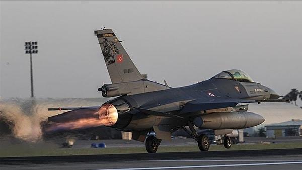 Türkiye'den övgülerle bahseden Jeff Flake yazısında Türkiye'nin F-16 filosunun NATO'nun gücü açısından hayati bir öneme sahip olduğunu ve müttefikler arasında kolektif güvenliğe en büyük katkıları sağlayan ülkelerden birinin Türkiye olduğunu vurguladı.