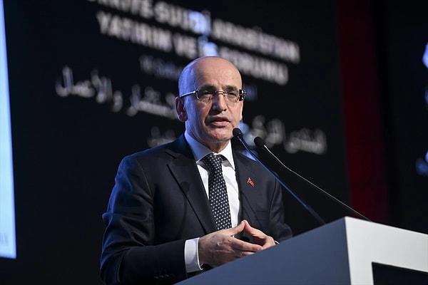 Dış Ekonomik İlişkiler Kurulu (DEİK) tarafından düzenlenen Türkiye-Suudi Arabistan Yatırım ve İş Forumu’nda konuşan Bakan Şimşek, ekonomi programının işe yaradığının güçlü kanıtları olduğunu söyledi.
