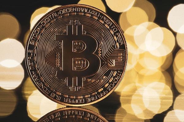 Blockchain türleri arasında en yaygın kullanılan ve ilk akla gelenler ise Bitcoin ve Ethereum denilen kripto para çeşitleridir.