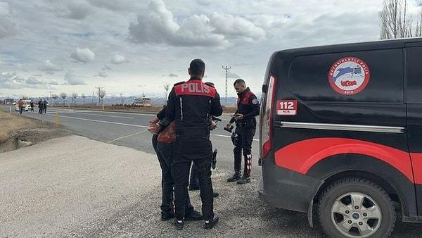 Erzurum İl Emniyet Müdürü Kadir Yırtar'ın yönettiği operasyonda, ekipler olay sonrası kaçan Şafak Saydam'ı kaçtığı takside yakaladı. Olayla ilgili Saydam'ın ağabeyi Alay Saydam da gözaltına alındı.
