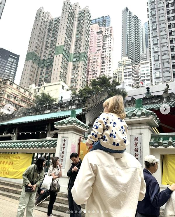 Bu durum, ailenin Hong Kong seyahatinde de değişmedi. Tatlıtuğ ailesi, birkaç gündür Hong Kong'daki tatillerinden pozlar paylaşıyor.