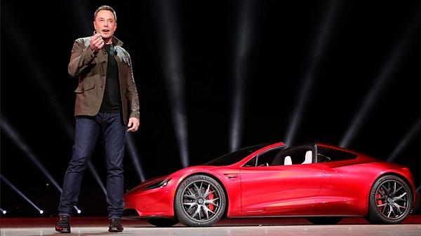 Tesla ve SpaceX'in bu projede iş birliği yaptığını belirten Musk yeni Roadster ile ilgili iddialı açıklamalarda bulundu.