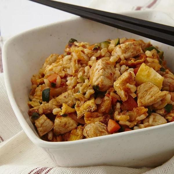 4. Kimchi ve kızarmış pirinç