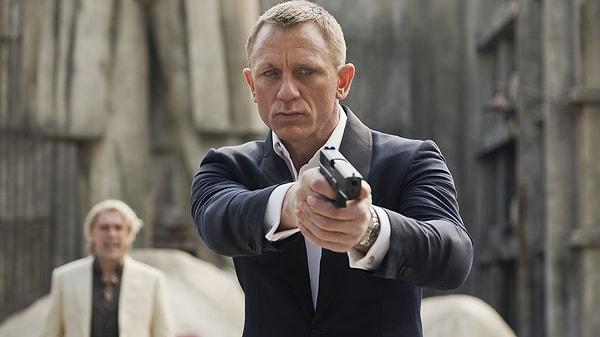 Geçtiğimiz gün ise Brosnan'a Craig'in 2021 yılında emekli olmasının ardından yeni James Bond'un kim olması gerektiği soruldu.