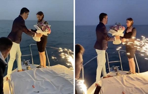 Bir genç, kız arkadaşına teknede sadece fakat şık bir evlilik teklifi gerçekleştirmek istedi.