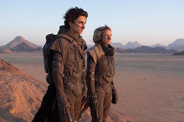 For instance, when Paul and Jessica (Rebecca Ferguson) are lost in the deserts of Arrakis, someone unaware of the lack of computers may wonder how they cannot communicate with the outer universe.
