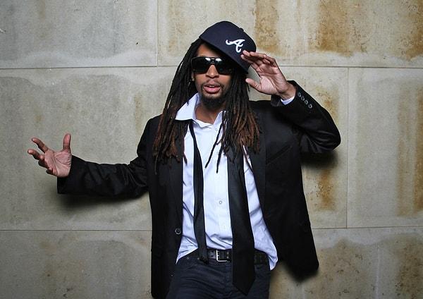 Sosyal medyada 1 milyondan fazla takipçisi bulunan ve mistik inançlara ilgi duyduğu bilinen Lil Jon'un kısa süre önce çıkardığı meditasyon albümü ilgi görmüştü.