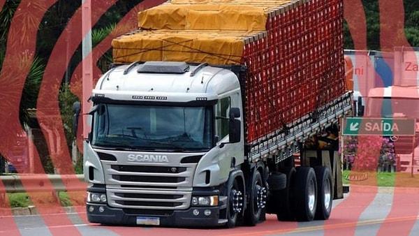 Brezilya'daki yük kamyonlarının arkasının kalkık olduğunu biliyor muydunuz? Uluslararası lojistik firmalarının kullandığı kamyonlar, uzun yolculuklarda 'arkası kalkık' bir şekilde kullanılıyor.