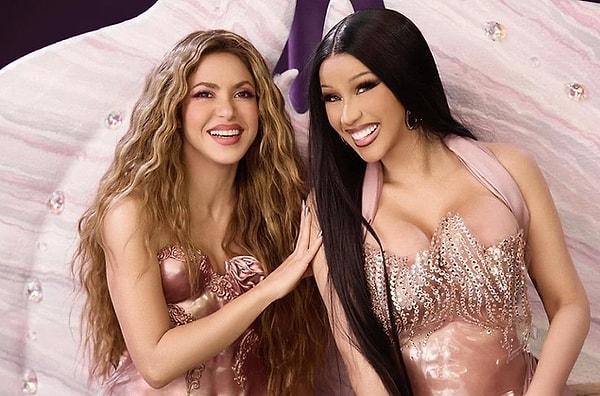 Ünlü rapçi Cardi B ile bir şarkısında düet yapan ve yine bu şarkıya klip çeken Shakira bu videoyla sosyal medyayı epey bir sallamıştı...