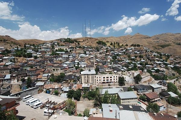 Yerel seçimlere az bir süre kala en ilginç belediye haberlerinden biri de Elazığ’ın Maden ilçesinden geldi.