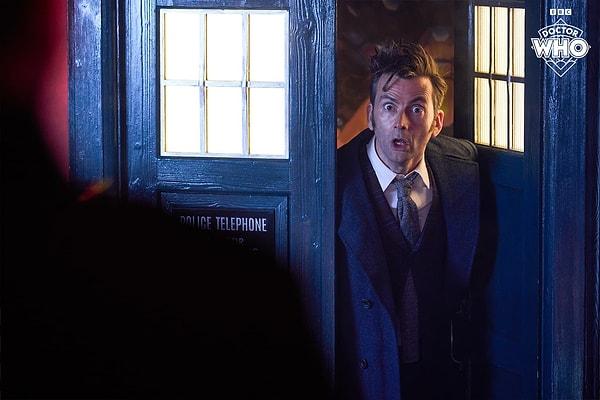 Başrollerinde David Tennant, Catherine Tate ve Neil Patrick Harris'in yer aldığı 'Doctor Who', tarihin en ikonik yapımlarından biri olmaya devam ediyor.