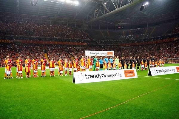 Galatasaray, Süper Lig’in 31’inci haftasında konuk ettiği Hatayspor’u 1-0 mağlup etti ve şampiyonluk yolunda hanesine bir üç puan daha yazdırmayı başardı.
