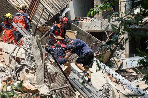 Tayvan'da Haulien kentinde  son 25 yılın en büyük depremi yaşandı. Dün meydana gelen 7.4 büyüklüğündeki depremde 7 kişi hayatını kaybederken, 736 kişi de yaralandı.