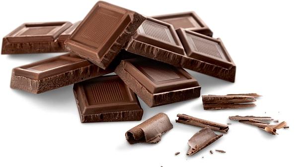 Baklavaya benzer fiyat artışları da küresel kakao fiyatlarındaki yükselişin de etkisiyle çikolatalara yöneliyor.